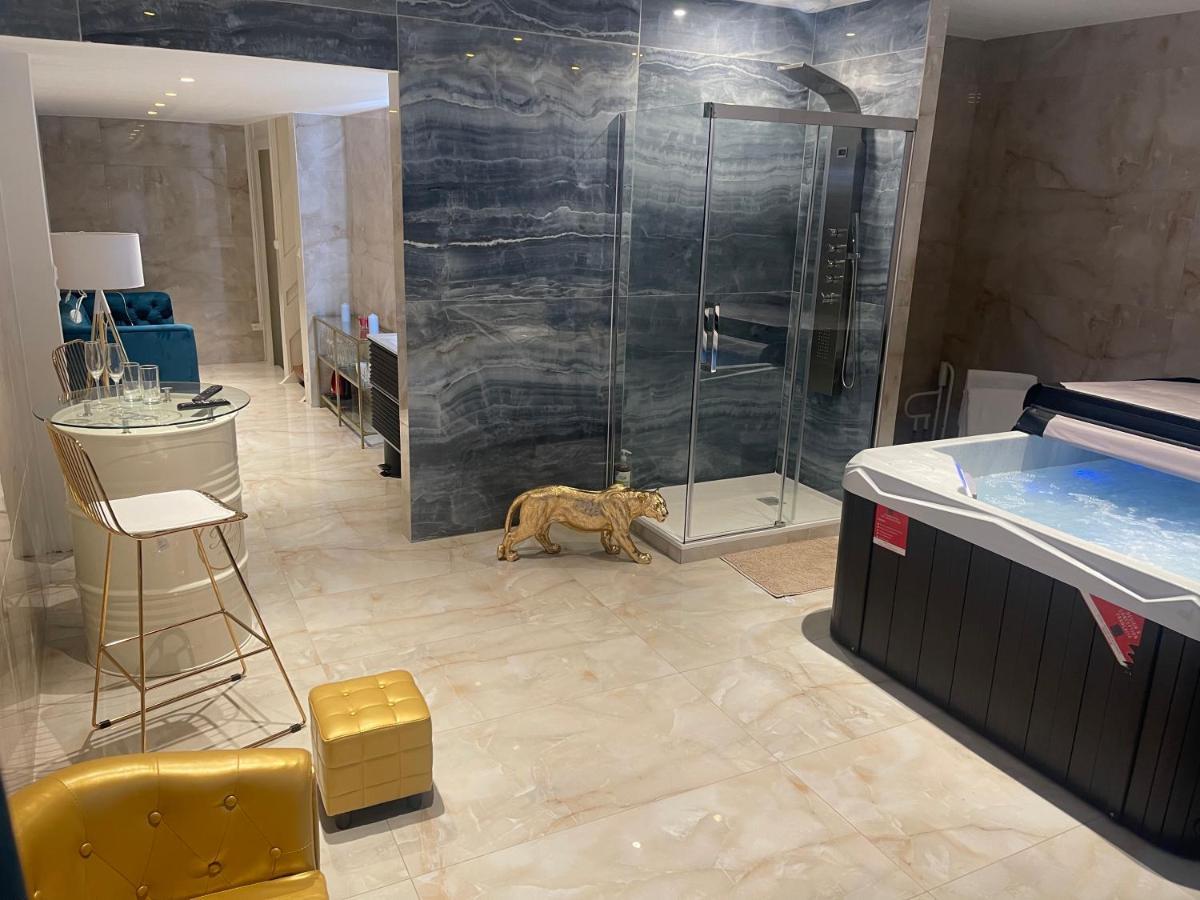 Golden Junior - Jacuzzi Rouen Exterior foto