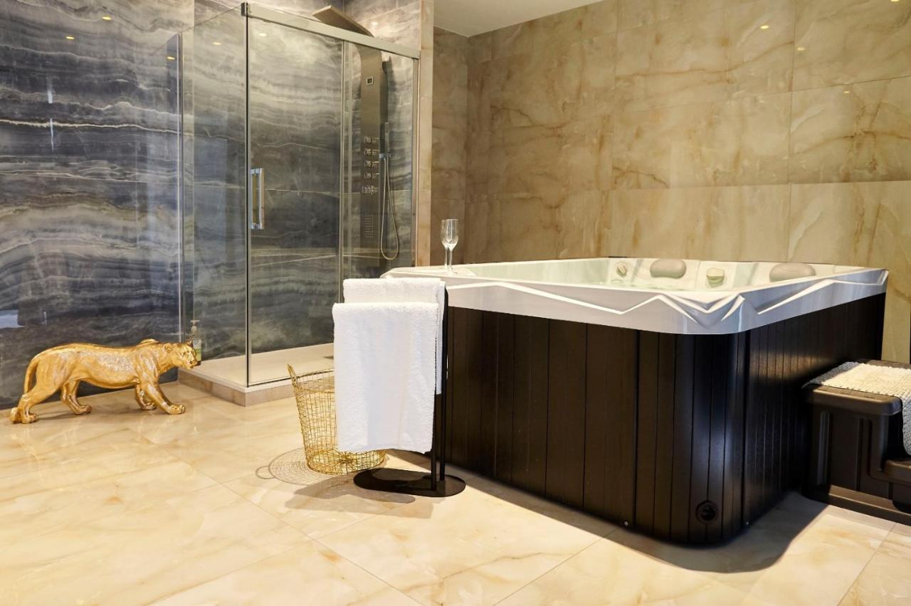 Golden Junior - Jacuzzi Rouen Exterior foto